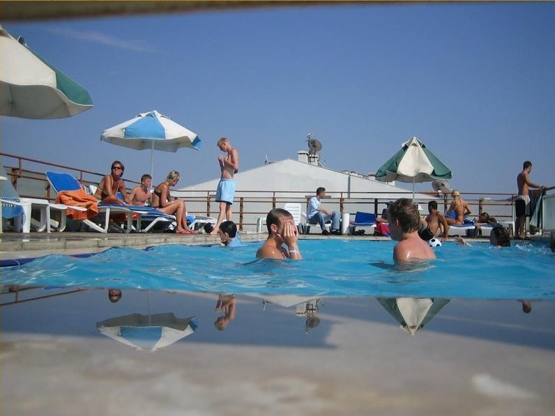 На море в Кушадасъ, Турция! 5 нощувки на база All inclusive + басейн от хотел Surtel - Снимка 11