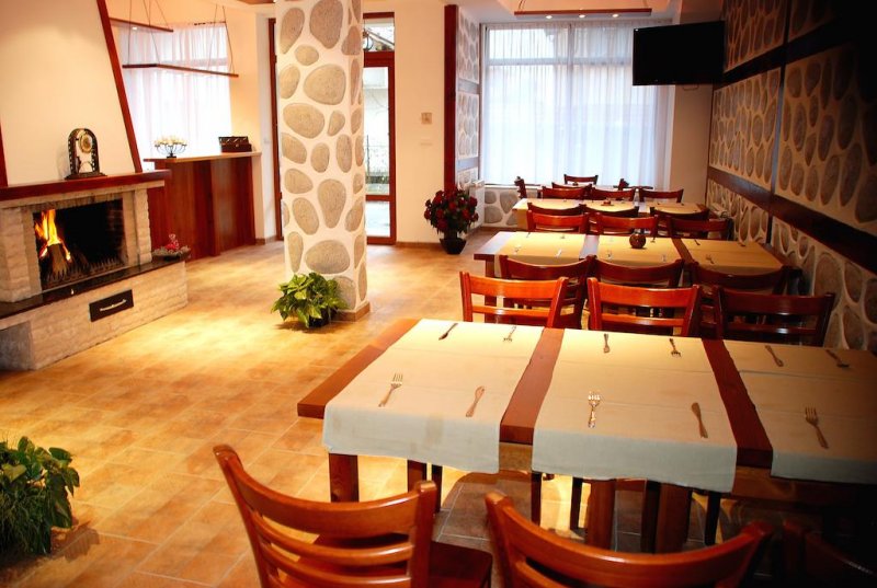 Къща за гости Ела - Снимка 10