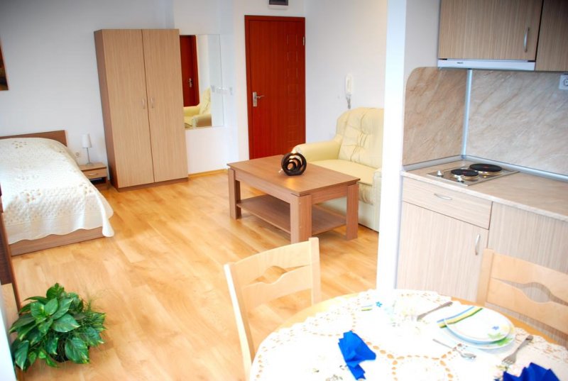 Къща за гости Ела - Снимка 2