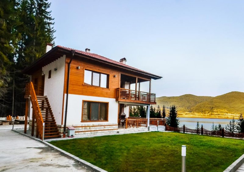 Вила Парк Сърница - Снимка 0