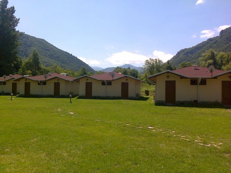 Комплекс Върбака - Снимка 3