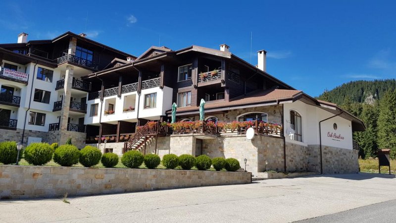 Оук Резиденс Апартхотел - Снимка 0