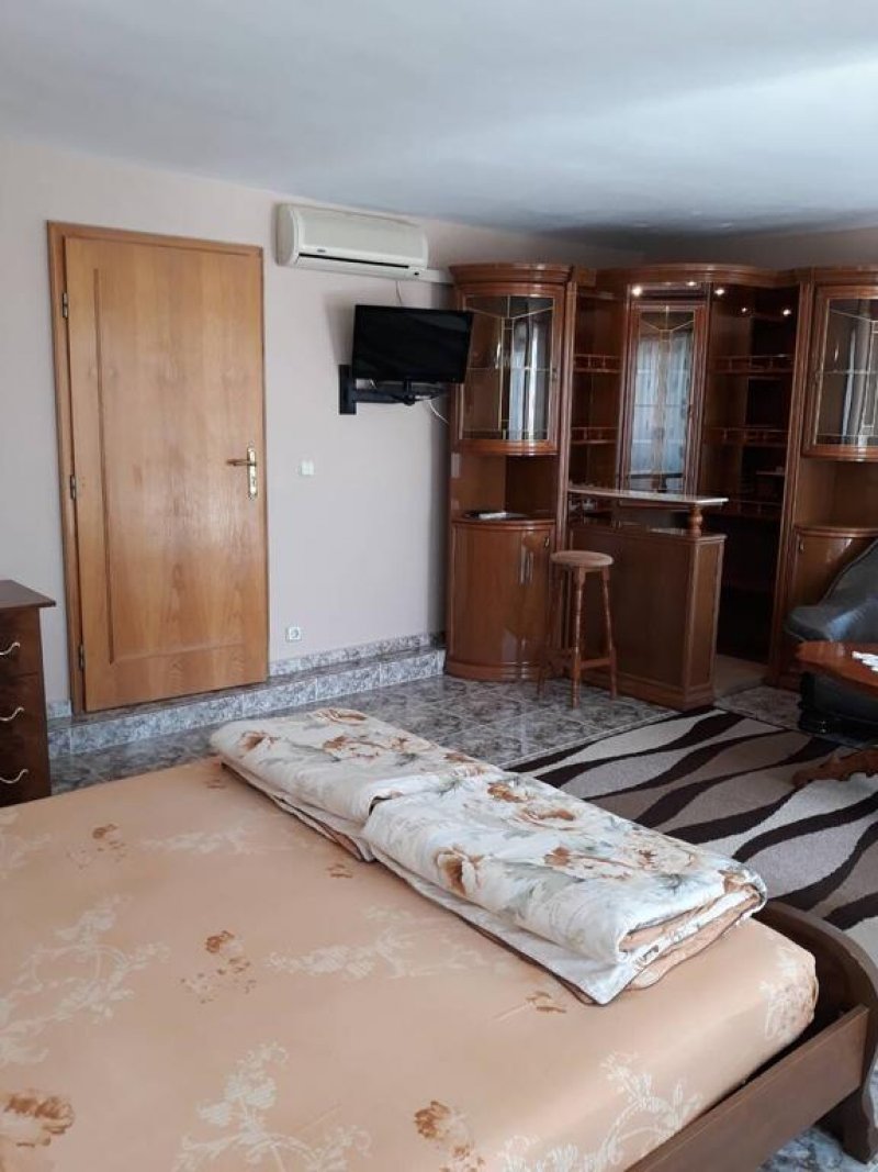 Къща за гости Бялата къща - Снимка 10