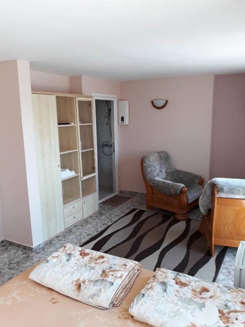 Къща за гости Бялата къща - Снимка 3