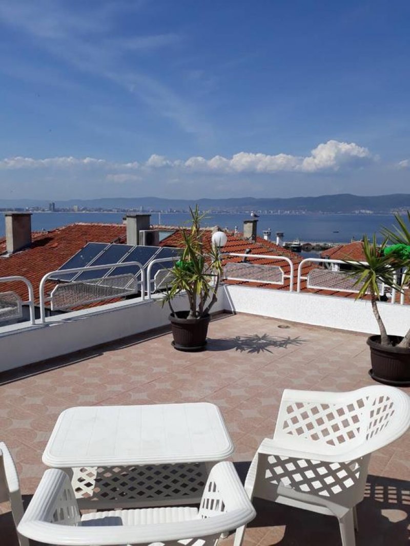 Къща за гости Бялата къща - Снимка 11