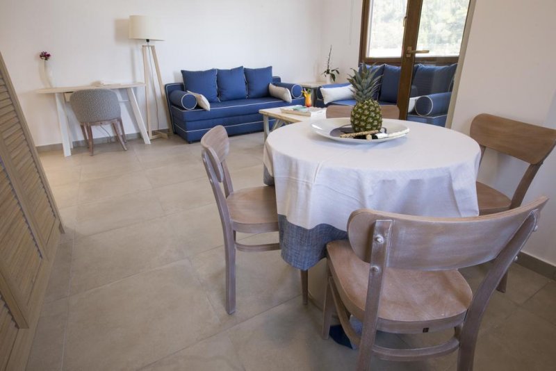 Elani Bay Resort - Снимка 1