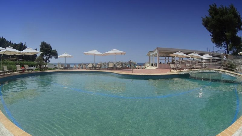 Elani Bay Resort - Снимка 11