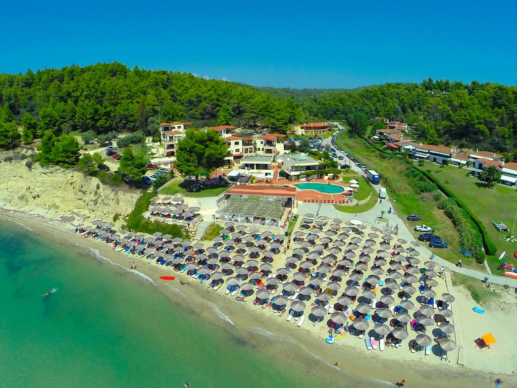 Ранни резервации: 3 нощувки със закуски и вечери в хотел Elani Bay Resort 4*, Халкидики, Гърция през Май и Юни! - Снимка 29
