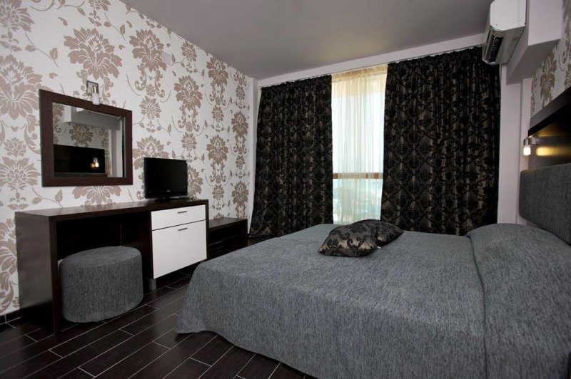 Апартаменти Бриз Бийч - Снимка 9