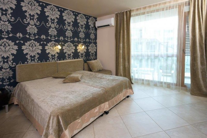 Апартаменти Бриз Бийч - Снимка 5