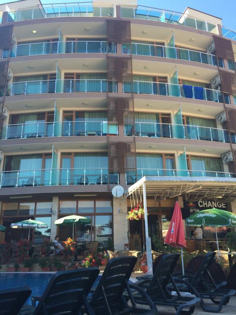 Апартаменти Бриз Бийч - Снимка 7