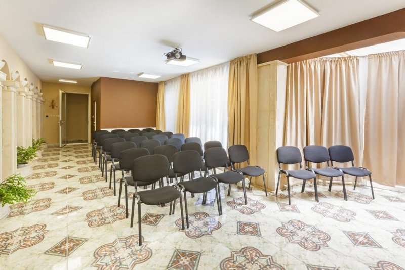 Семеен хотел Централ - Снимка 4