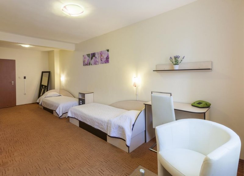 Семеен хотел Централ - Снимка 2