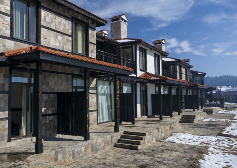 Къщи за гости КООП Добринище  - Снимка 1