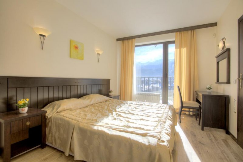 Къщи за гости КООП Добринище  - Снимка 4