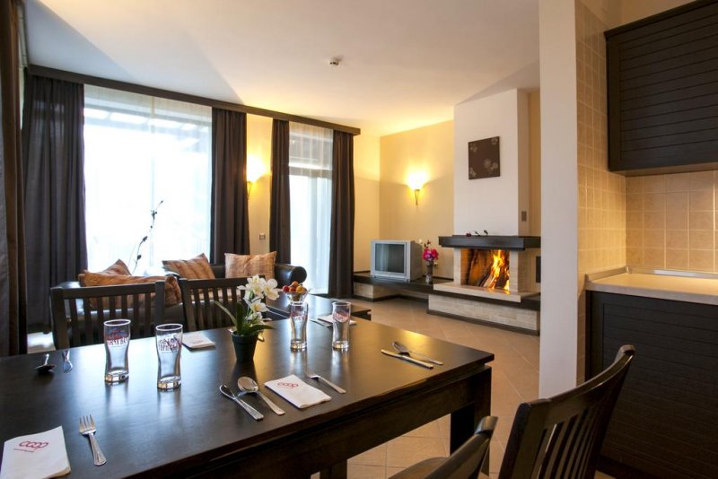 Къщи за гости КООП Добринище  - Снимка 7