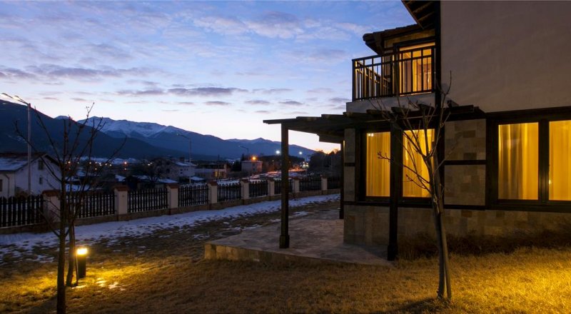 Къщи за гости КООП Добринище  - Снимка 1