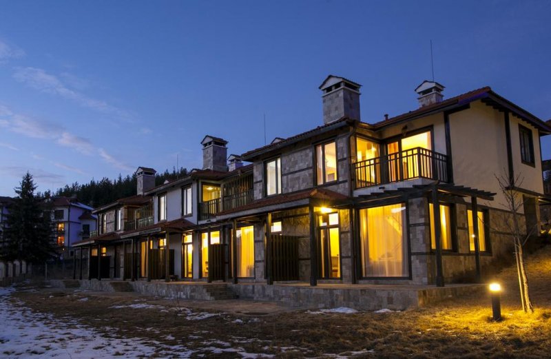 Къщи за гости КООП Добринище  - Снимка 9