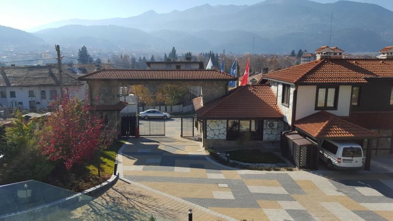 Къщи за гости КООП Добринище  - Снимка 2