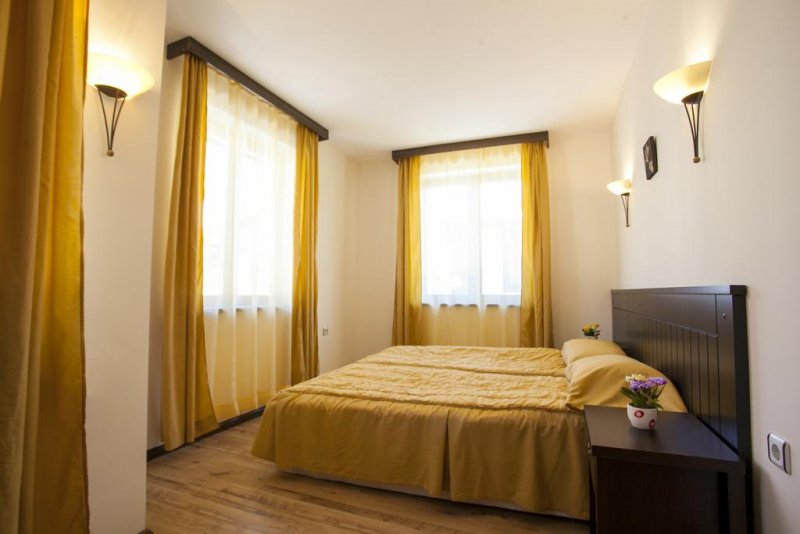 Къщи за гости КООП Добринище  - Снимка 7