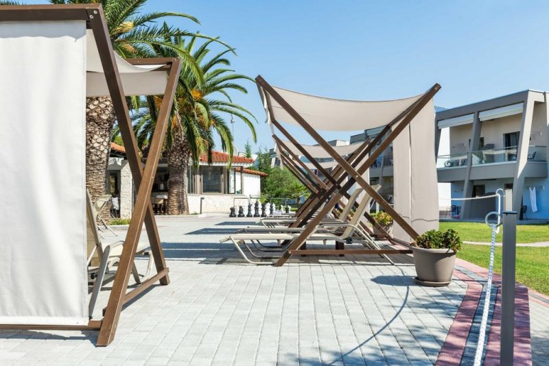 Iris Hotel   - Снимка 8