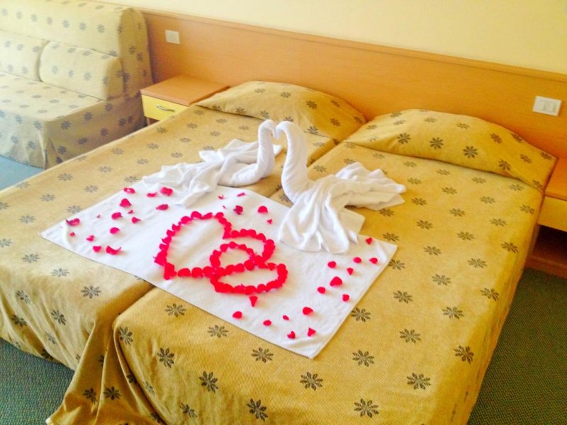 Хотел Калофер - Снимка 1