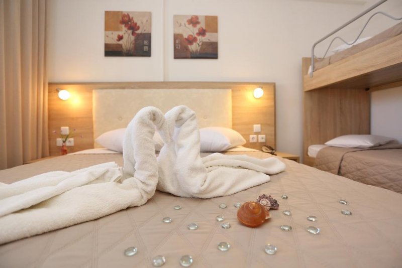 Sun Hotel - Снимка 1