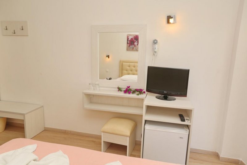 Sun Hotel - Снимка 8