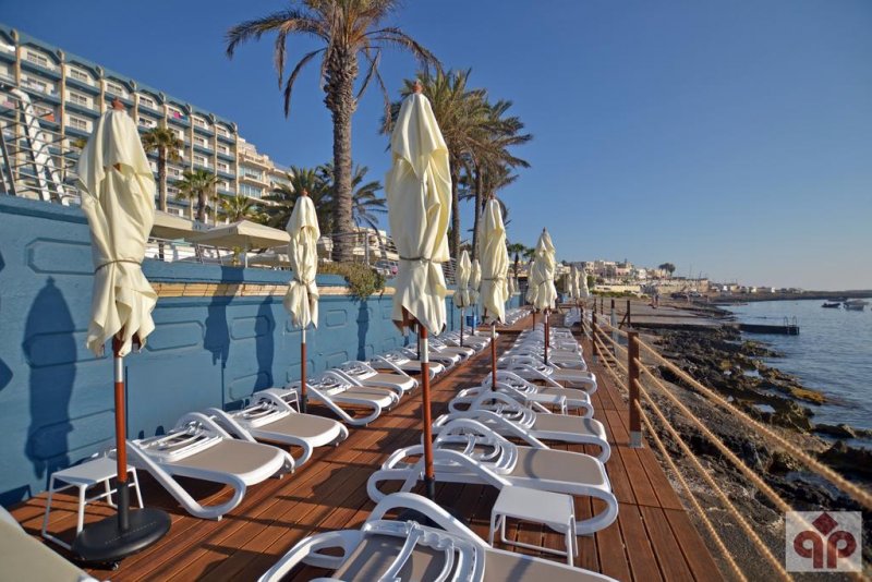 Qawra Palace Hotel - Снимка 5