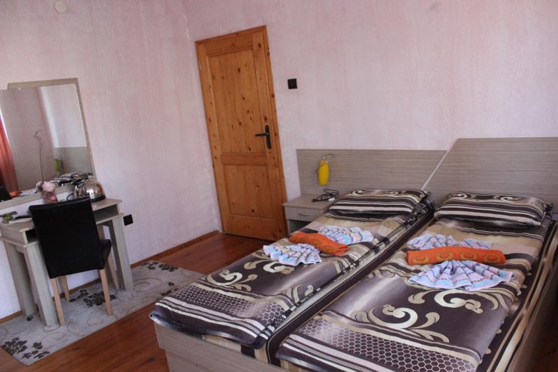 Къща за гости Дара - Снимка 8