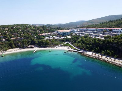 Pine Bay Holiday Resort - Снимка 4