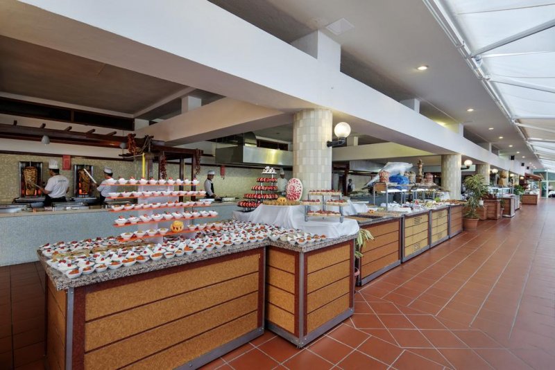 Pine Bay Holiday Resort - Снимка 4