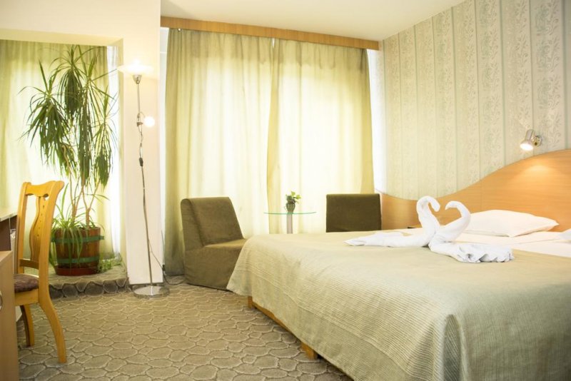 Хотел Новиз - Снимка 8