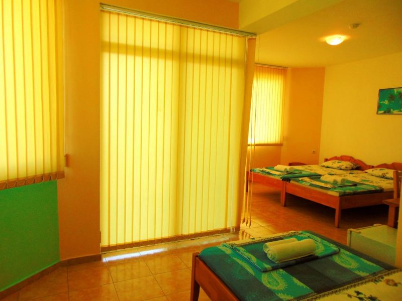 Хотел Кристал - Снимка 2