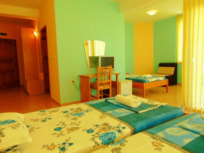 Хотел Кристал - Снимка 2