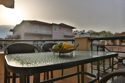 Irida Apartments - Снимка 8