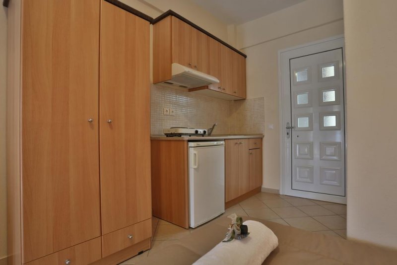 Irida Apartments - Снимка 5