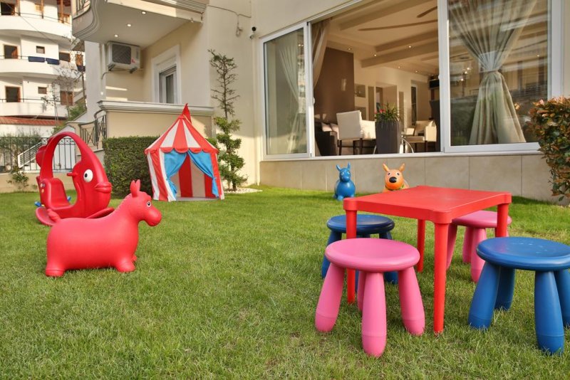 Irida Apartments - Снимка 5