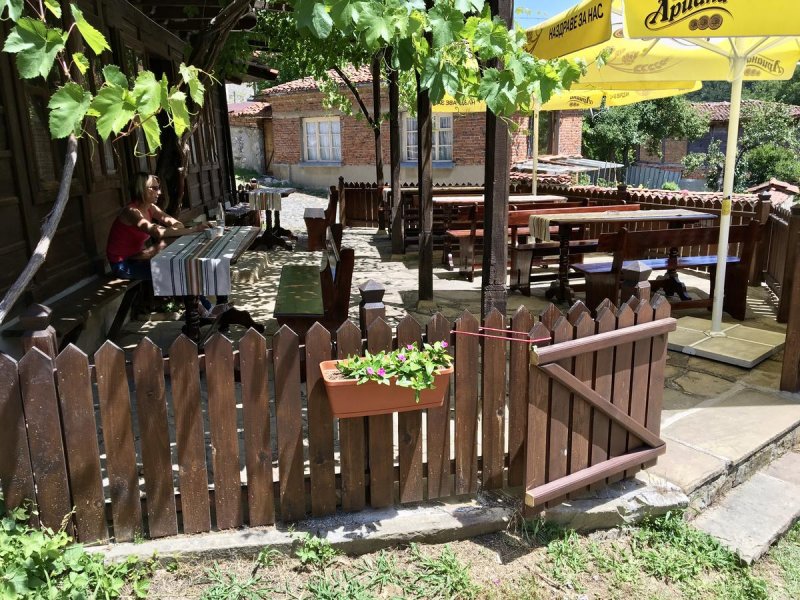 Къща за гости Кафеджийницата - Снимка 11