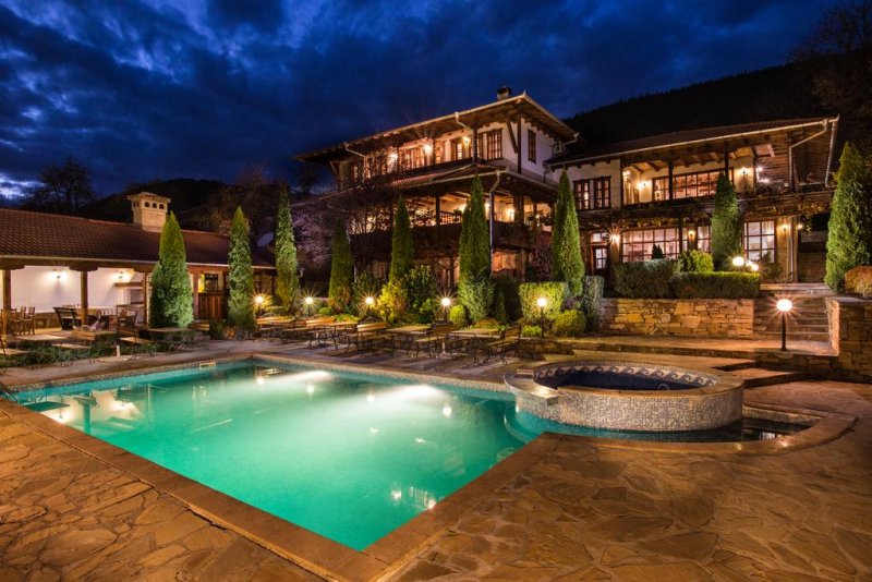 Комплекс Костадиновите къщи - Снимка 4