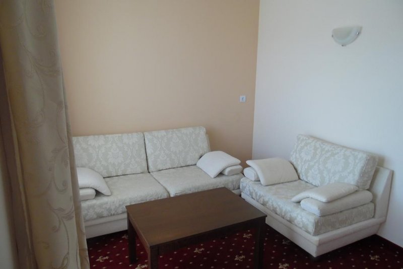 Семеен хотел Аида - Снимка 9