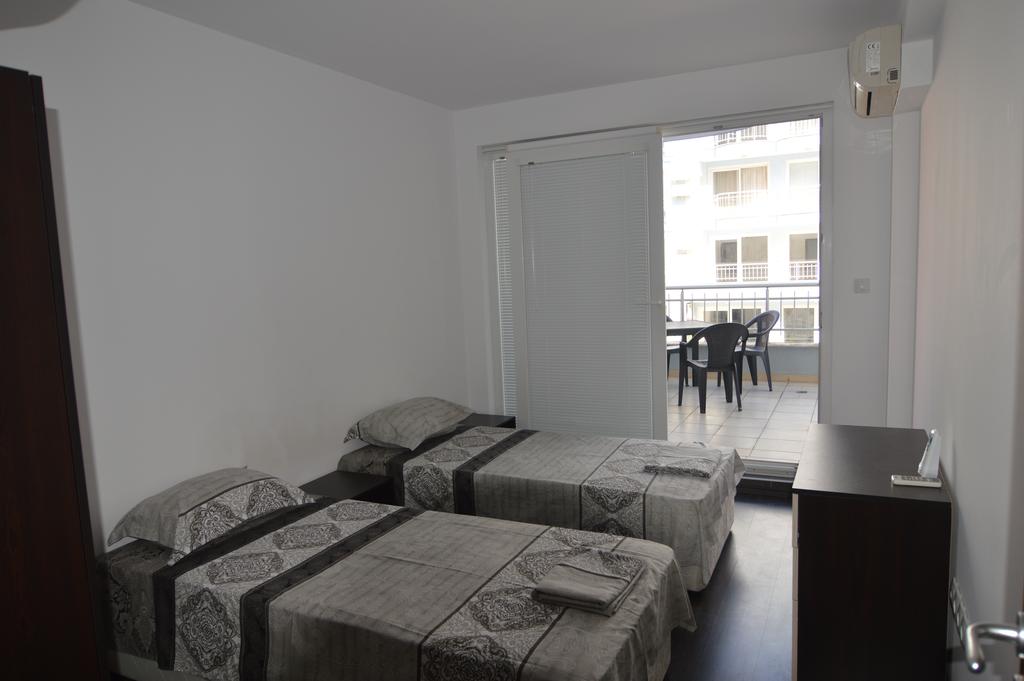 Нощувка в апартамент за четирима от Апартхотел Sunny Dream Apartments, Слънчев бряг - Снимка 26