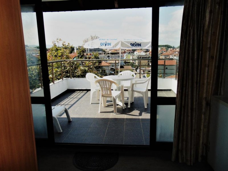 Хотел Глобус - Снимка 1