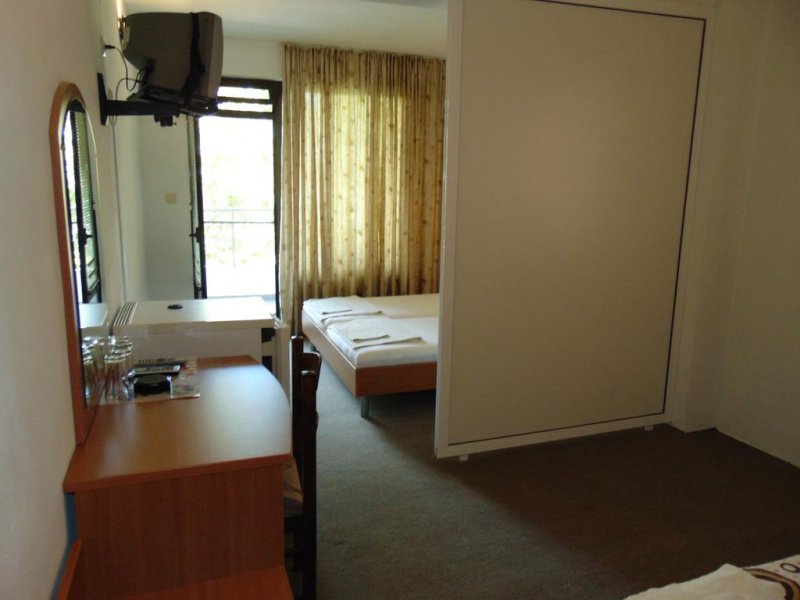 Хотел Глобус - Снимка 9