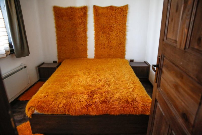 Комплекс Трите къщи - Снимка 3