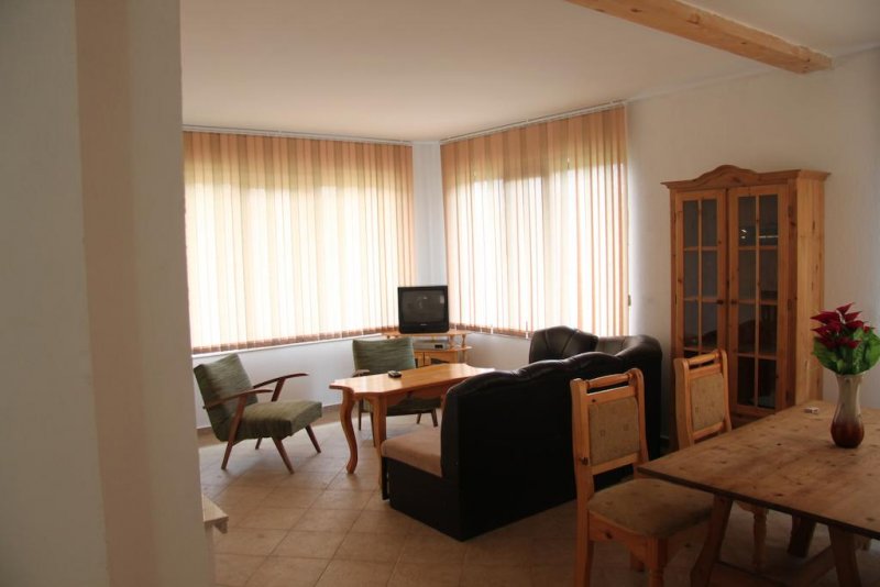 Къща за гости Панорама - Снимка 9