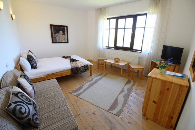 Горски дом Трявна - Снимка 2