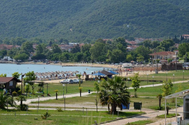 Rihios Hotel - Снимка 3