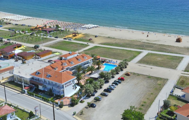 Rihios Hotel - Снимка 11