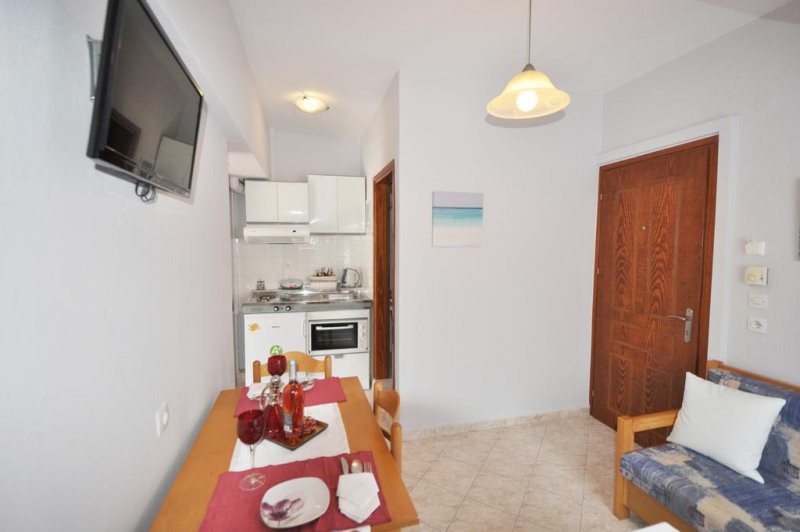 Green View Apartments - Снимка 3